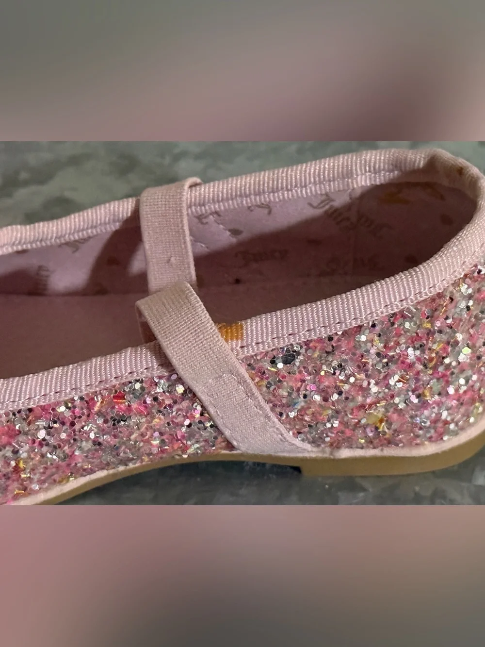 Juicy Couture Pink Glitter Bow Girls' Mary Jane Shoes, Size 6
